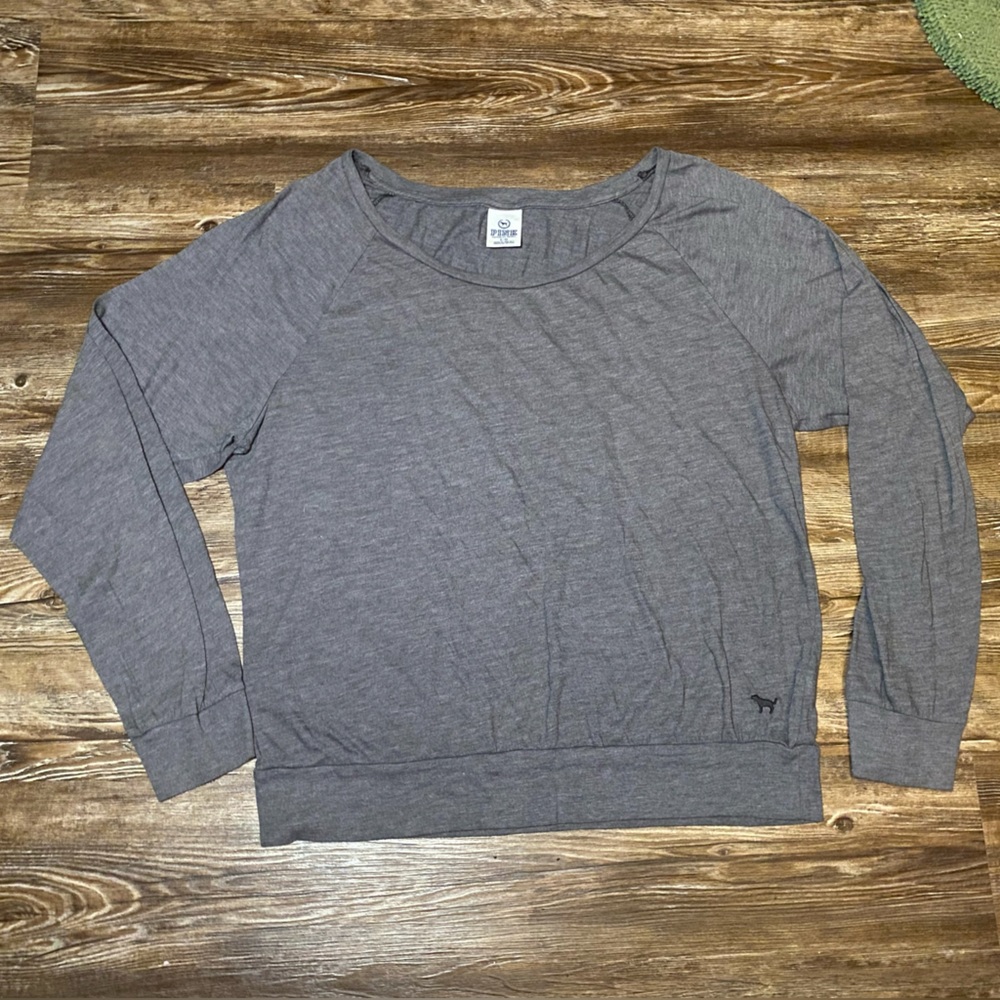 PINK Victoria’s Secret Grey Long Sleeve Top Soft Flowy Loose Shirt Size L Large